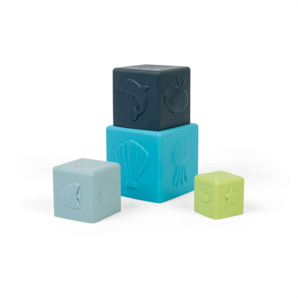 Stacking Cubes
