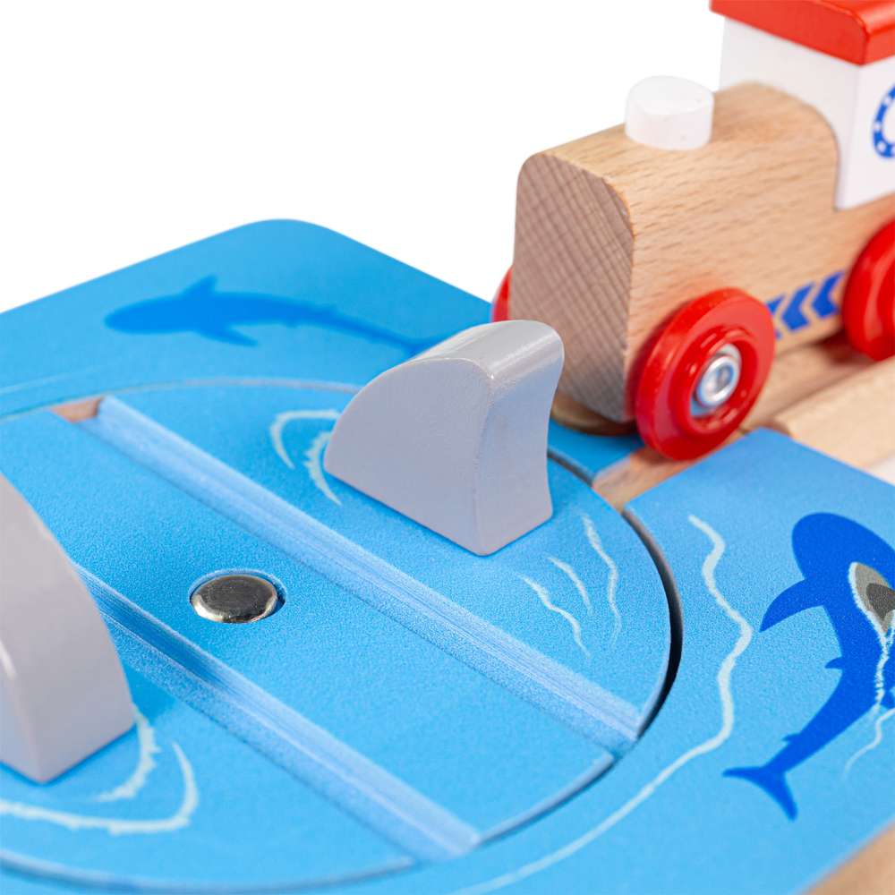 Shark Attack Track (4)