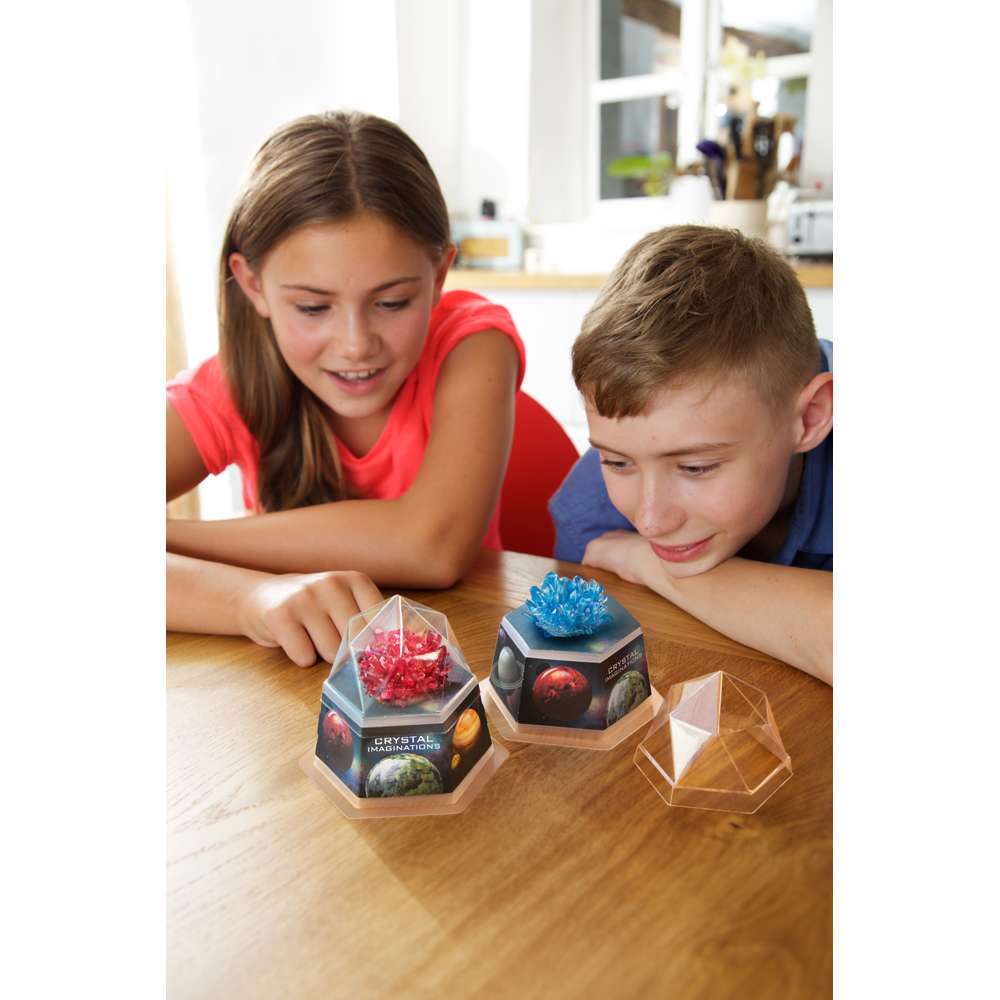 Crystal Growing - Crystal Imaginations (Red)